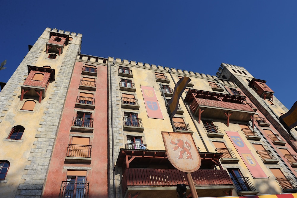 Europa-Park Erlebnis-Resort, Hotel Castillo Alcazar 2/60