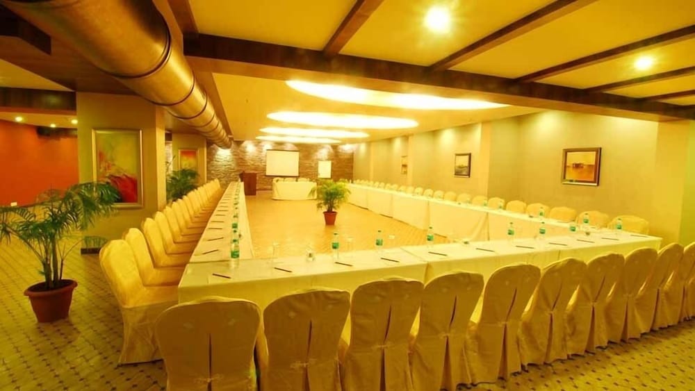Sai Palace Hotel 29/31