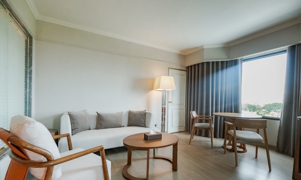 Grand Riverside Hotel Phitsanulok 45/65