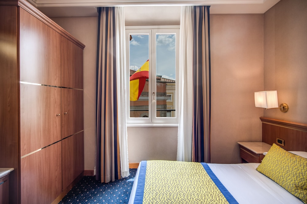 Diocleziano Hotel 71/93