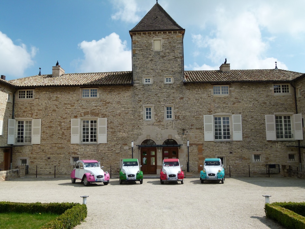 Le Chateau De Besseuil 48/58