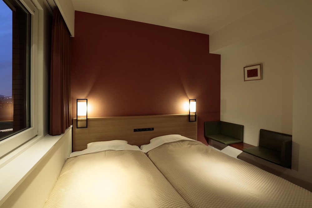 Candeo Hotels Ozu 14/45