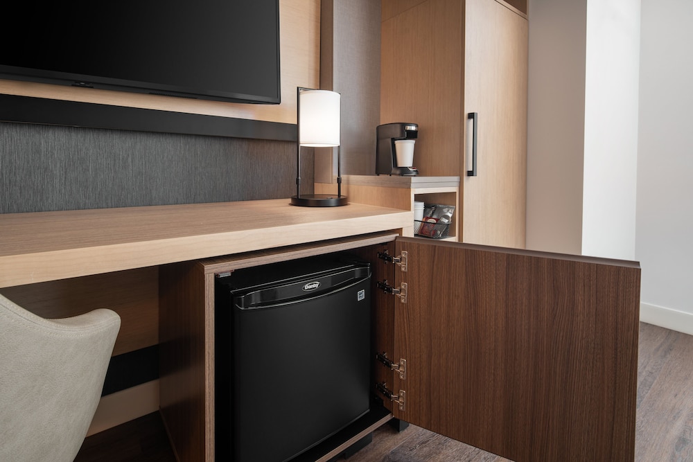 Hyatt Place Atlanta / Perimeter Center 42/49