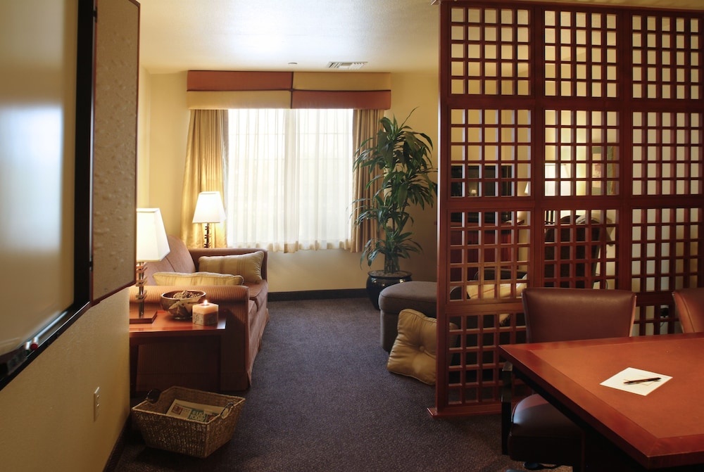 Larkspur Landing Campbell - An All-Suite Hotel 22/45