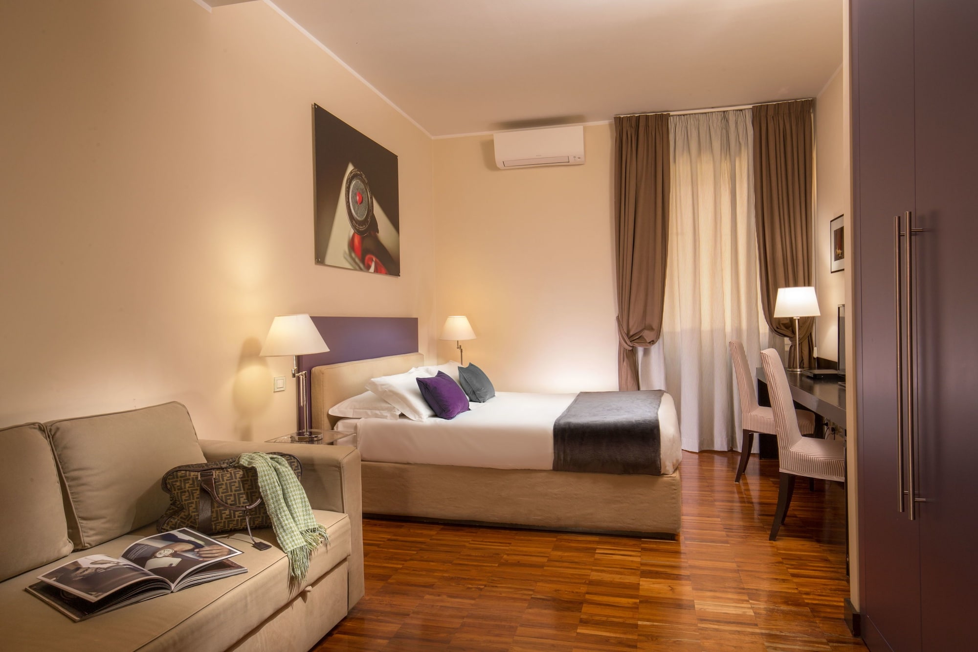 suite, jetted tub