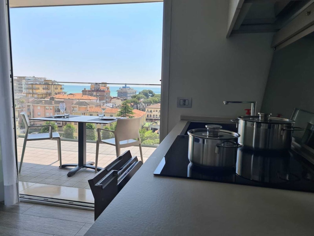 Hesperia Hotel & Residence 26/50