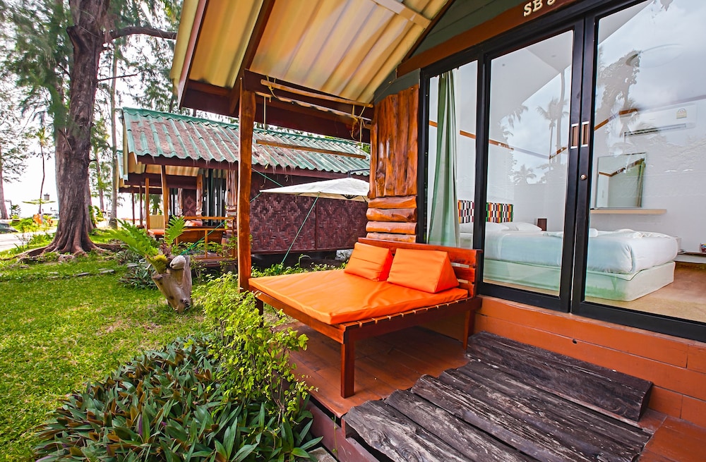 Salisa Resort 69/74