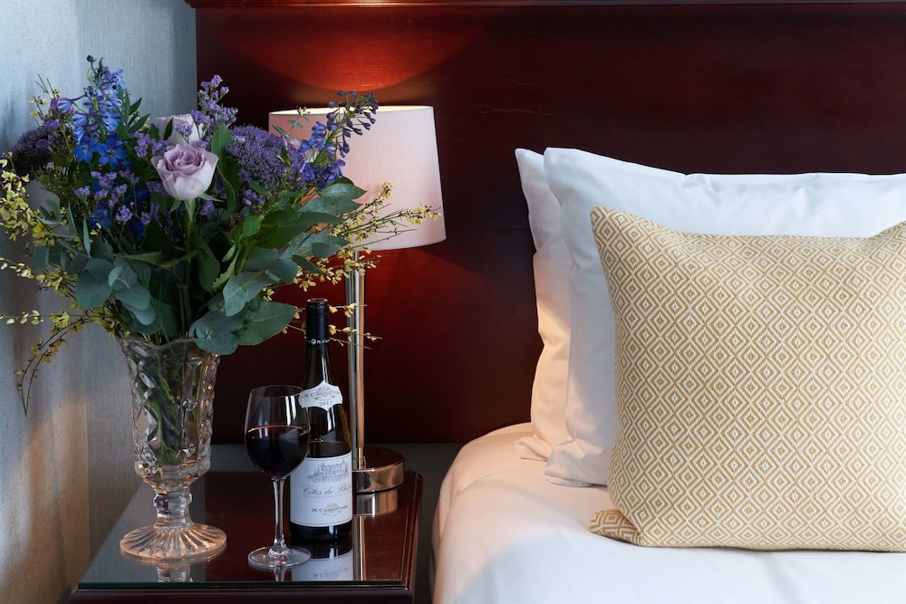 Best Western Plus the Connaught Hotel And Spa 23/29