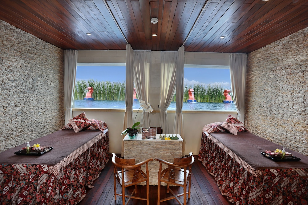 Mega Boutique Hotel And Spa 42/64