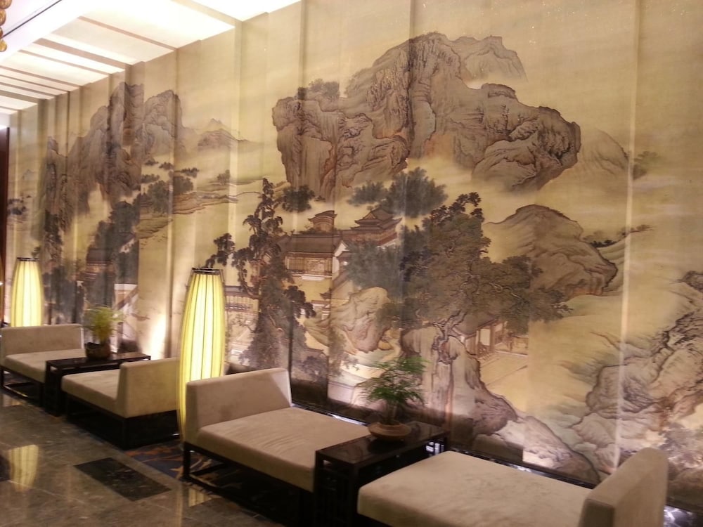 YANG PENG JINJIANG HOTEL 16/17