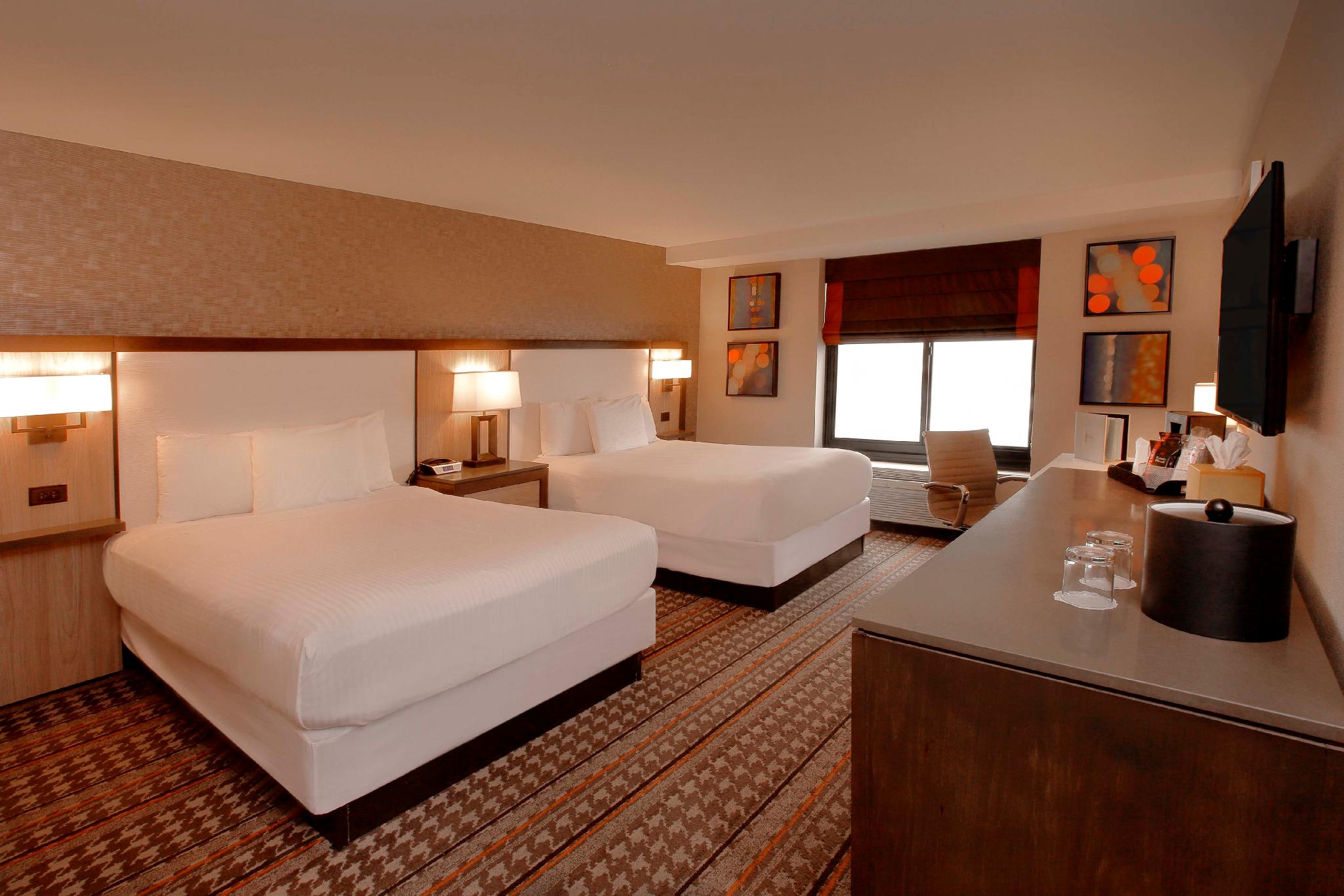 Standard, 2 Queen Beds
