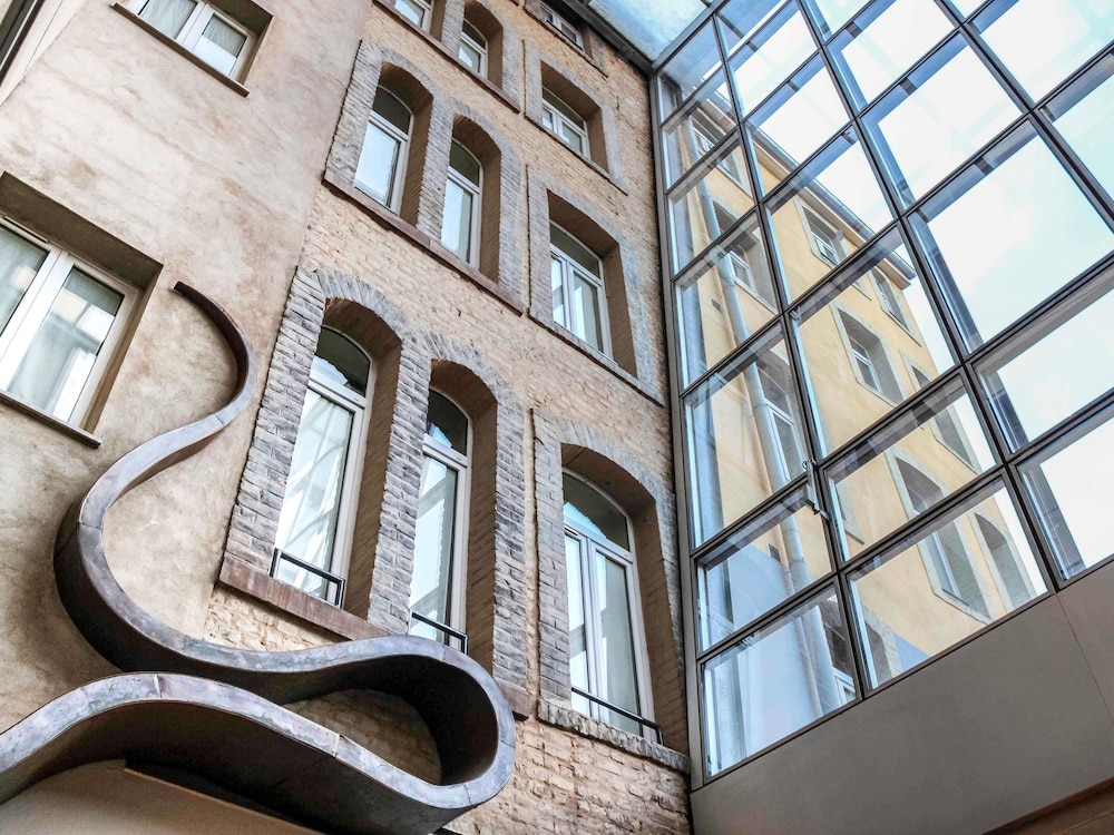 TRIBE Strasbourg Centre Gare 4/57
