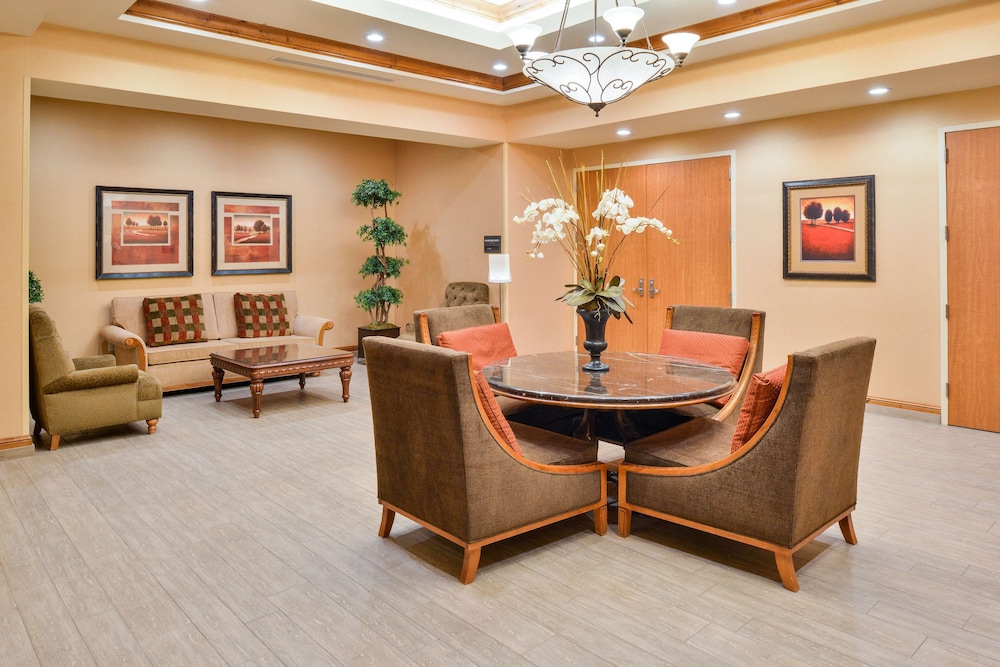 Hampton Inn and Suites Coeur D Alene 33/45