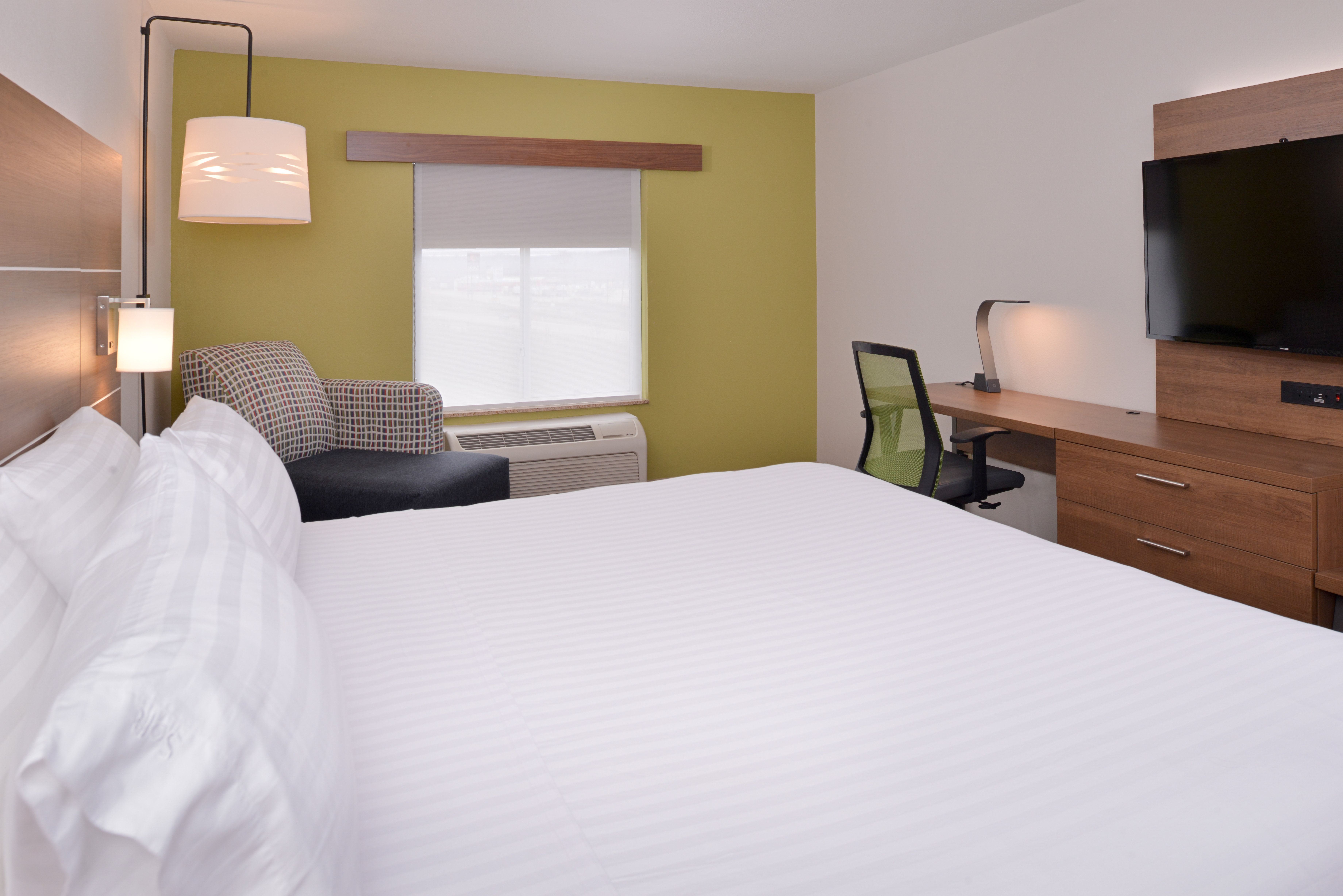 Leisure, King Bed
