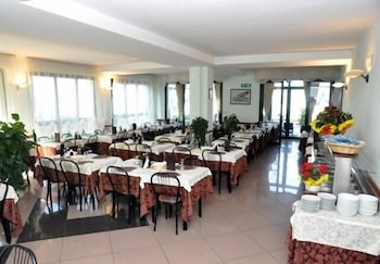 Hotel Emilia 24/39