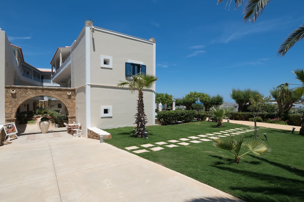 Pyrgos Beach Apartments 41/50