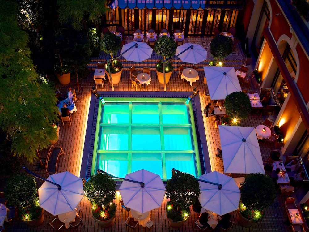 Le Royal Monceau Raffles Paris in PARIS