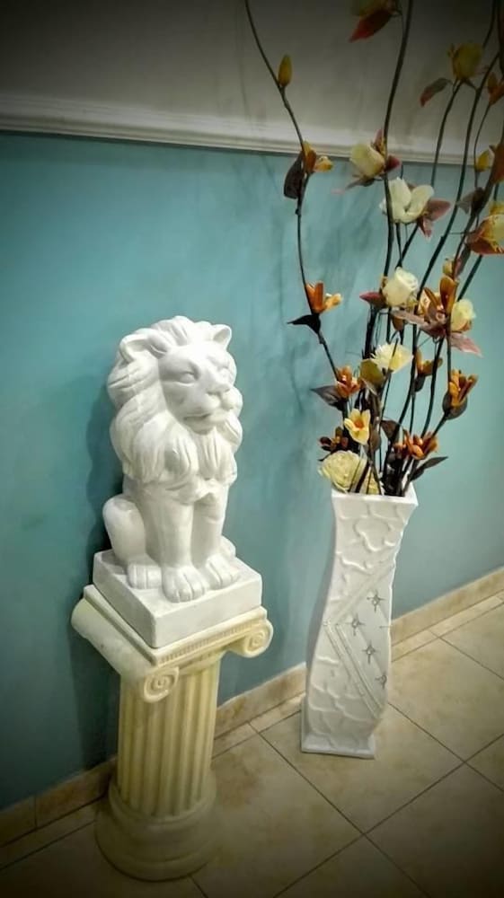 Hotel Leone 31/46