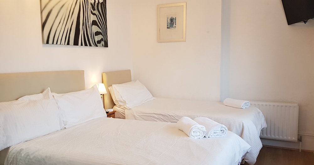 Anand Lodge 10/50