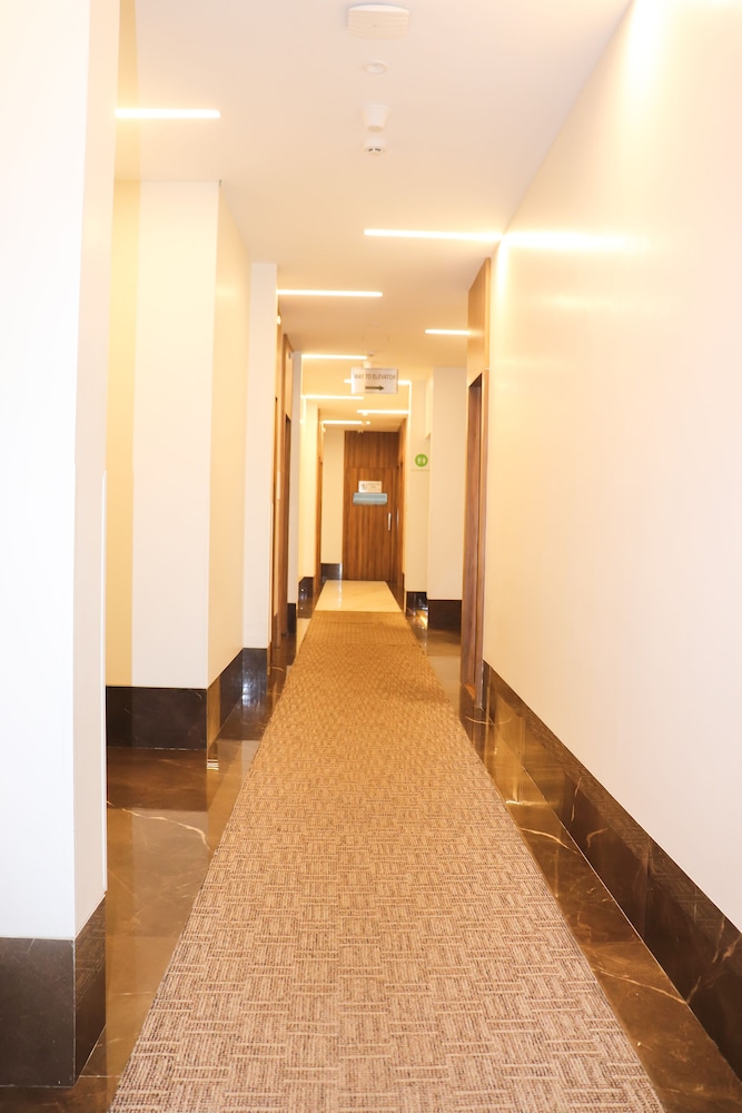 Bawa Regency 13/57