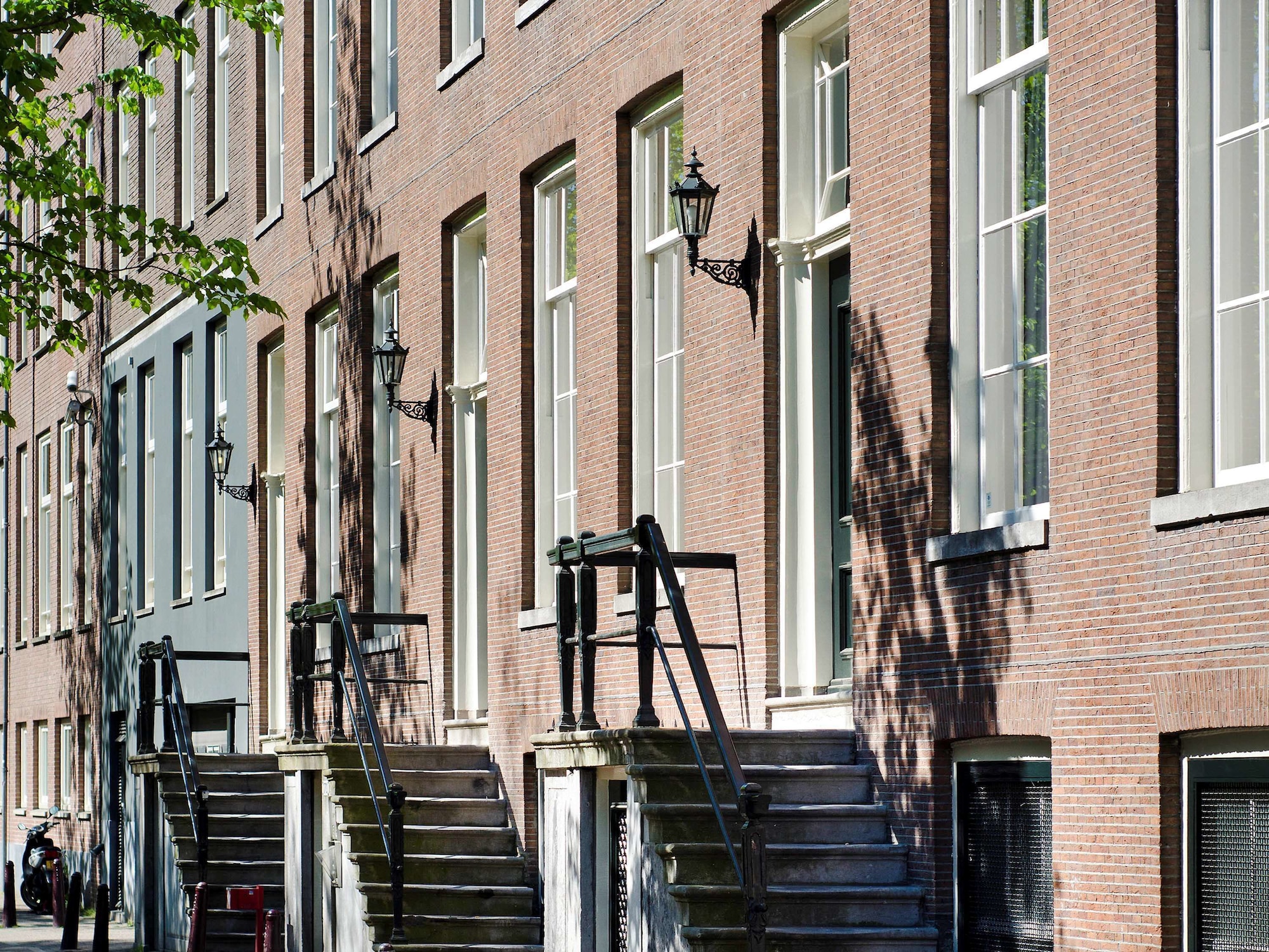 House, Suite, King Bed, Canal View