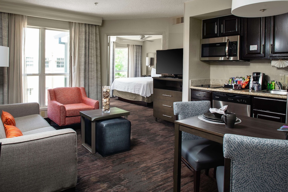 Homewood Suites Dallas-Irving-Las Colinas 19/34