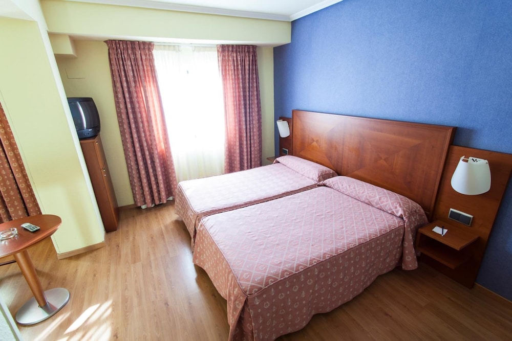 Apartamentos Torreluz 32/72