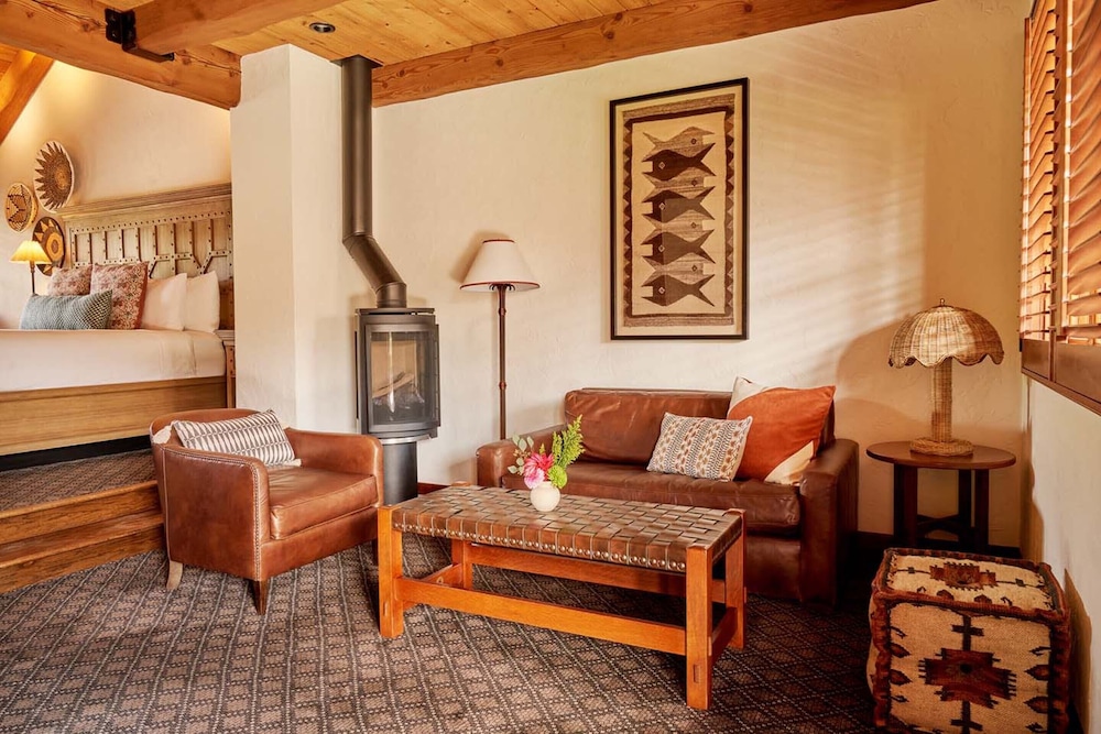 Rancho Caymus Inn 33/56
