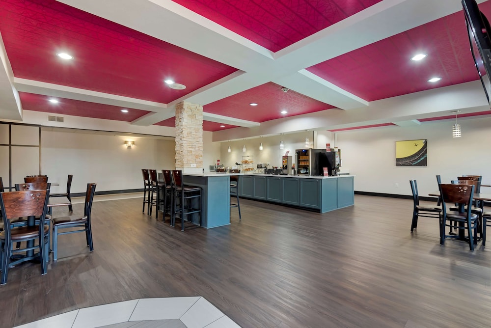 restaurant cafeteria