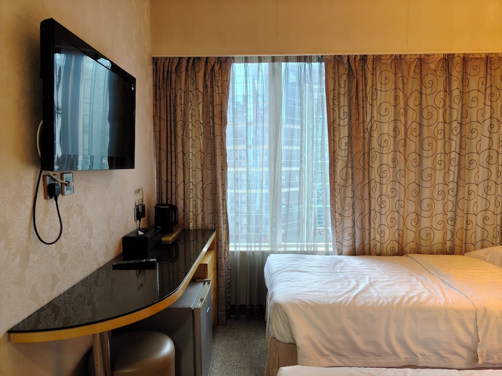 H1 Hotel 16/55