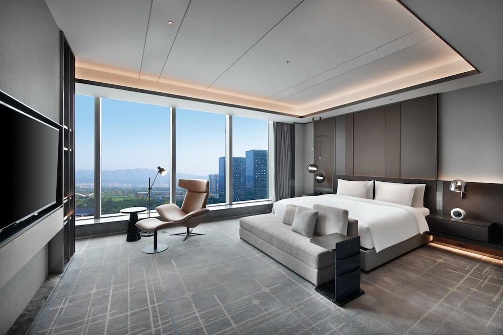 Crowne Plaza Hangzhou Science City 13/74
