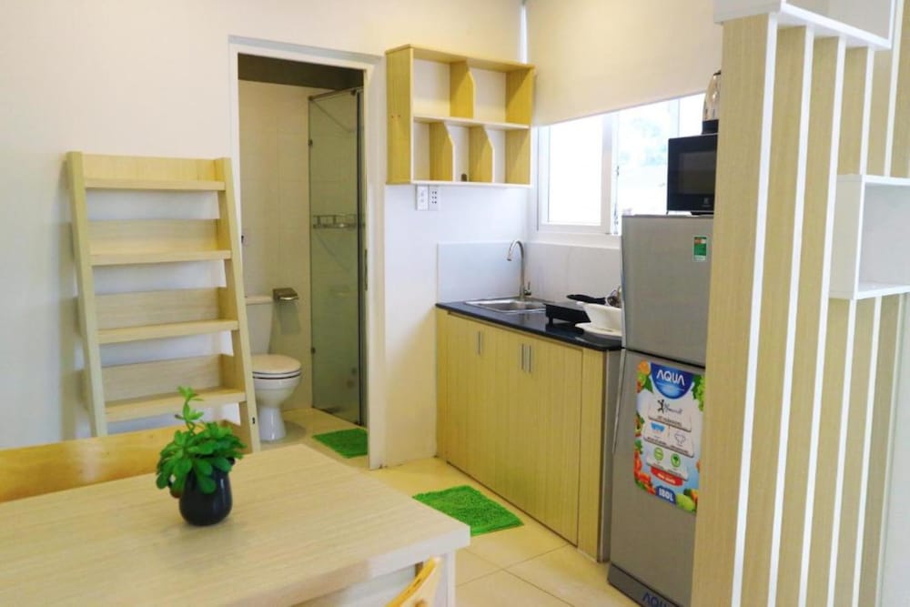 M-H Apartment Hotel 13/50
