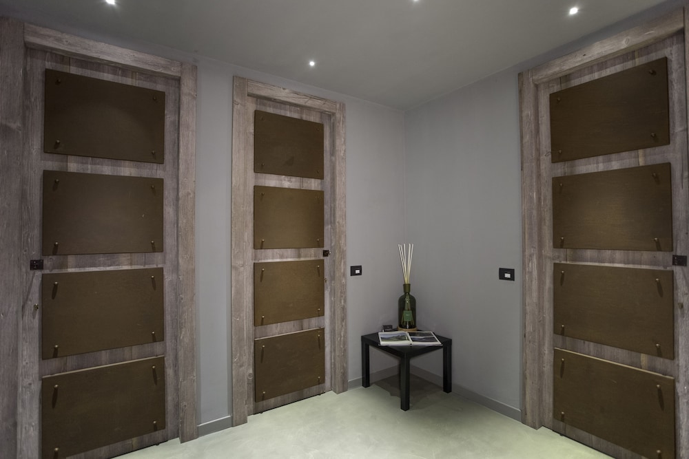 La Chambre Milano 14/66