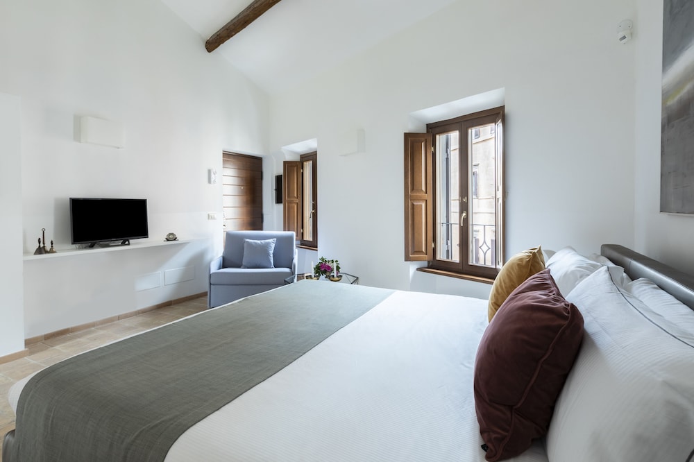 Margana Palace 16/50
