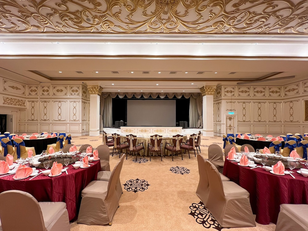 Riverside Majestic - Puteri Wing 57/60
