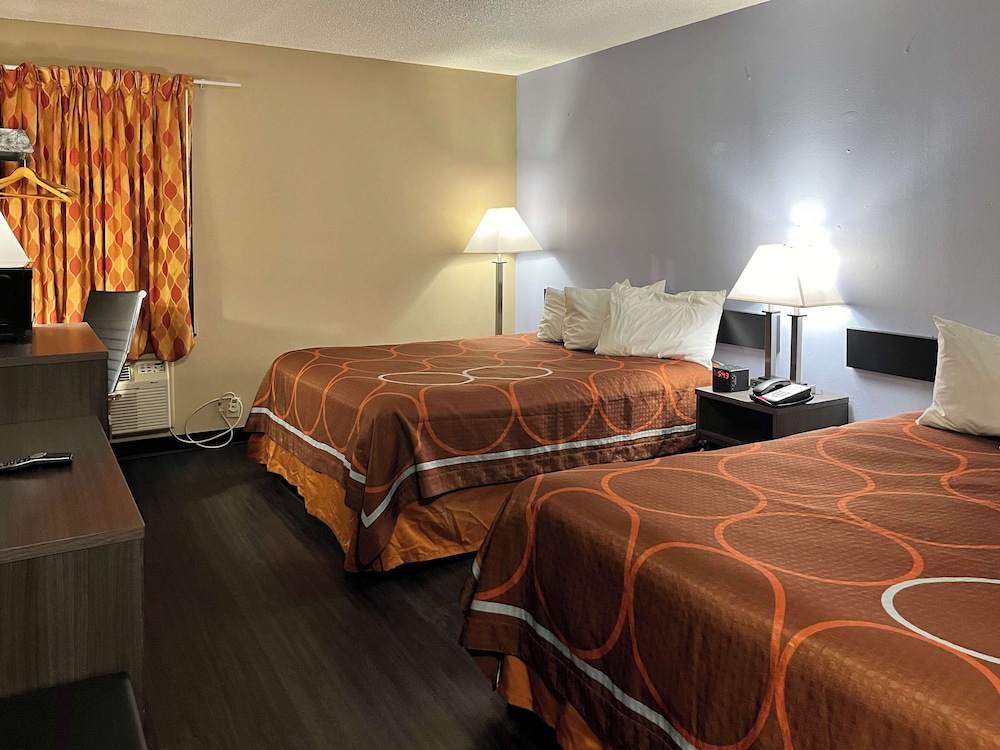 Motel6 Litchfield, IL 23/52