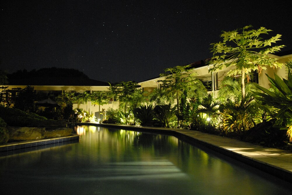Sunset Resort 33/50