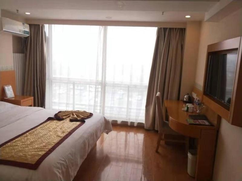 Room at GreenTree Inn Tianjin Xiqing District Zhongbei Town Zhongbei Avenue Shell Hotel, TIANJIN