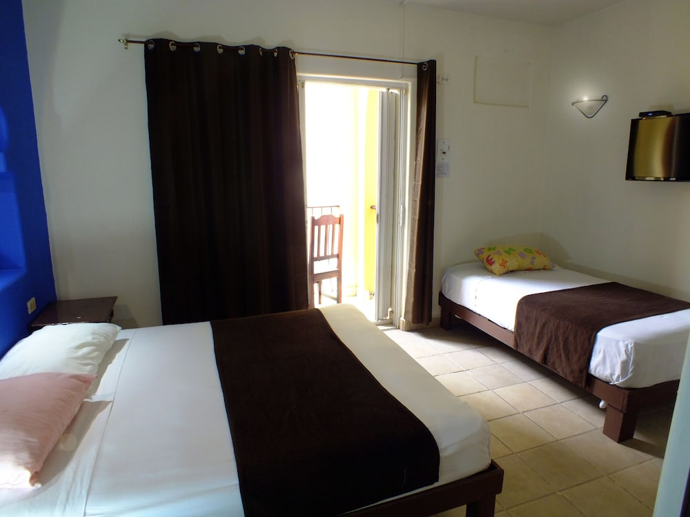 Sahara Hotel 10/71