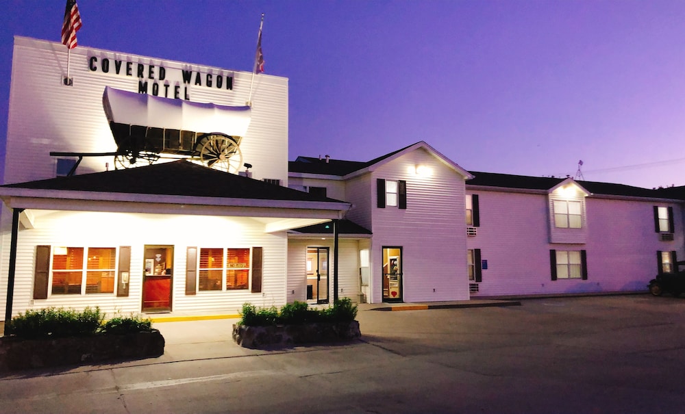 Covered Wagon Motel (ex Rodeway Inn Lusk) 1/50