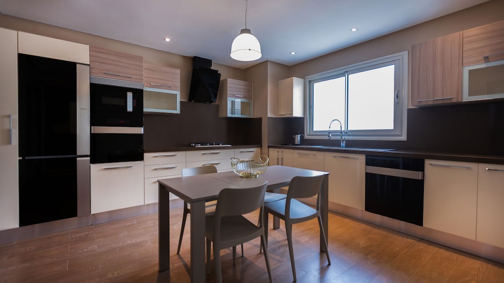 ADAM Hotel Suites 50/59