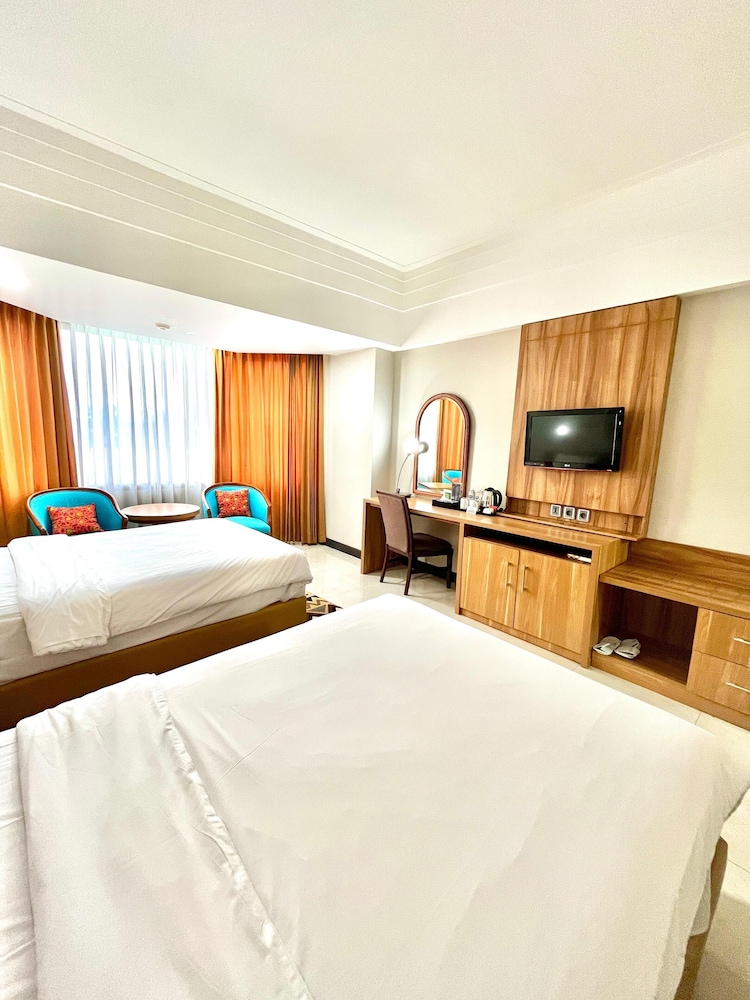 HORISON BANDUNG HOTEL 10/50