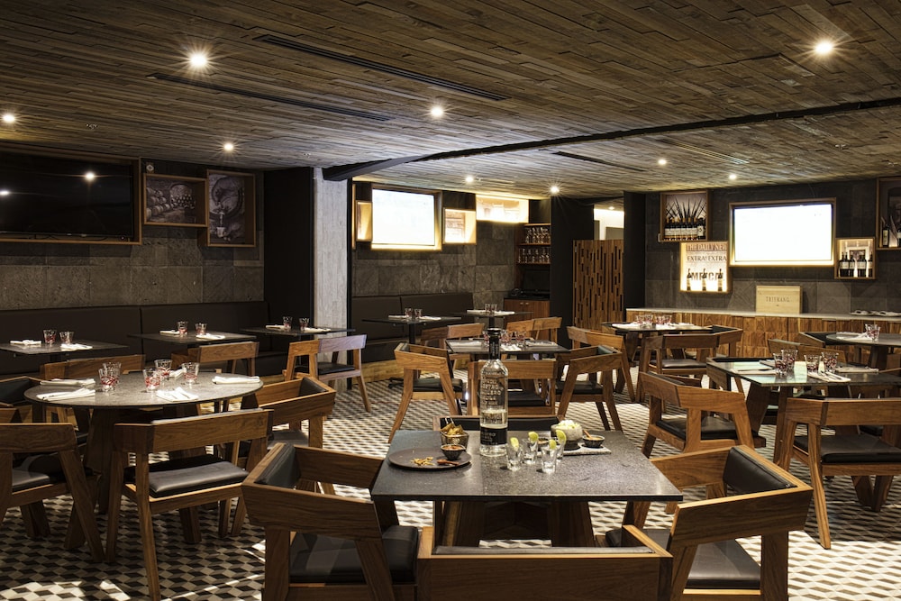 Krystal Grand Suites Insurgentes 51/67