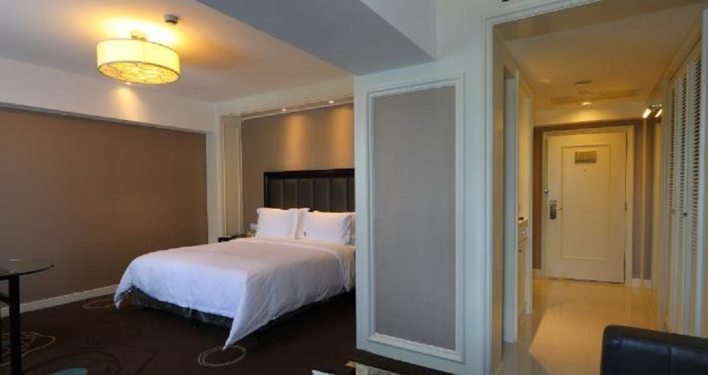 Room, King Bed