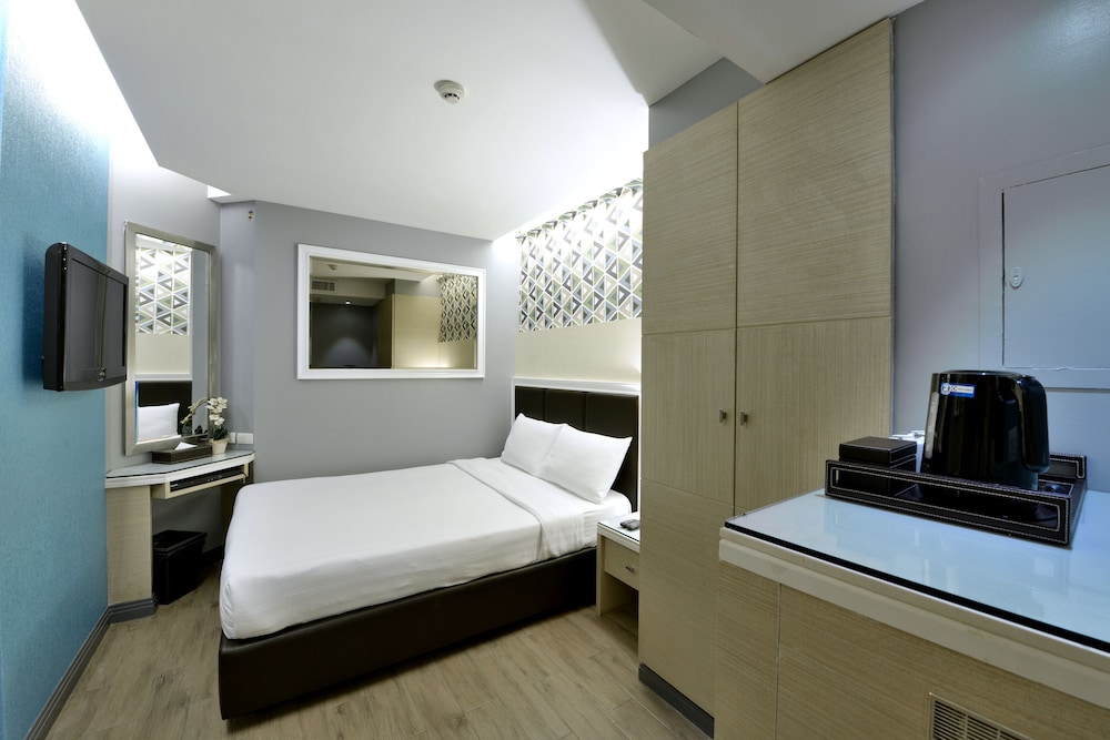 STANDARD, DOUBLE BED