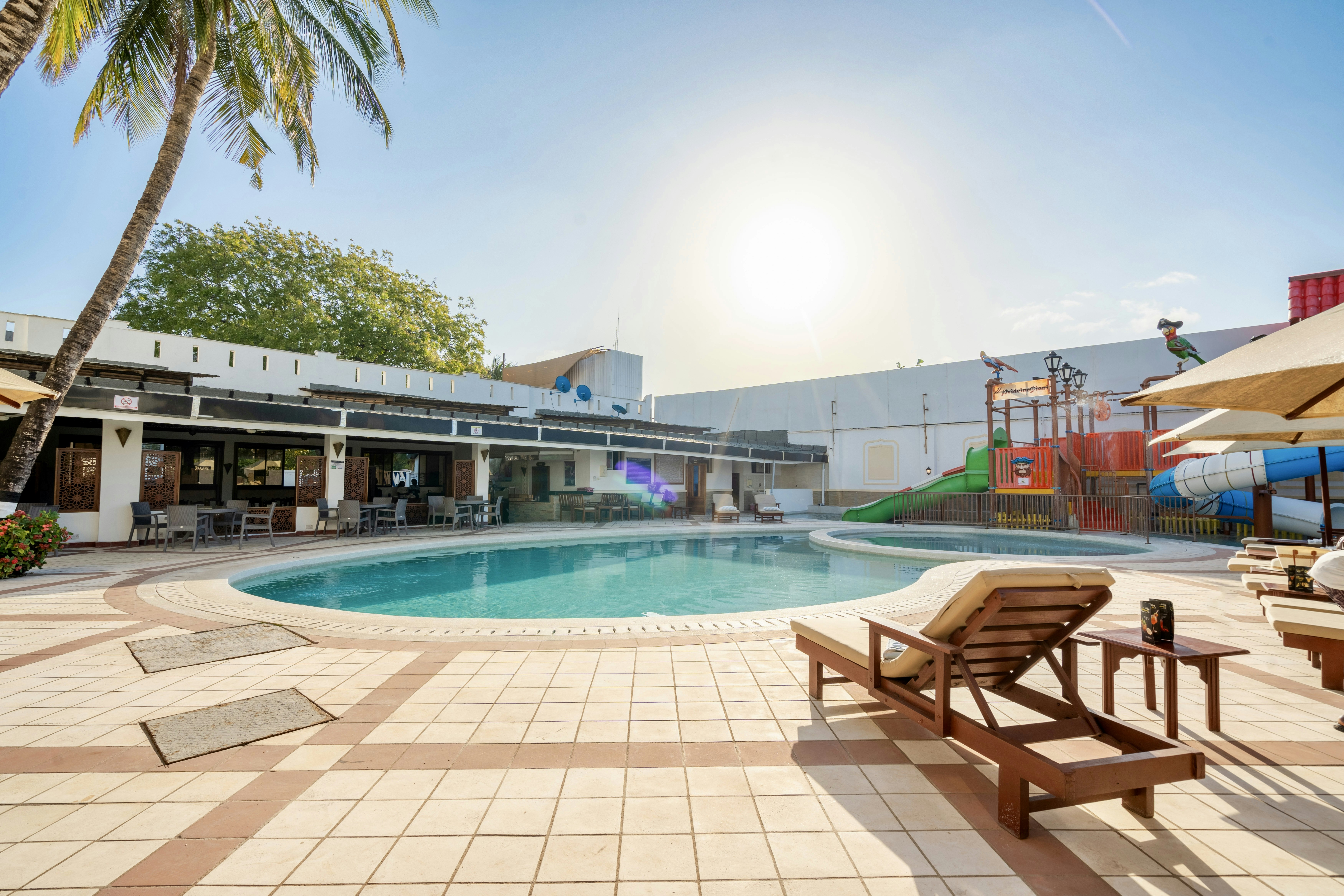 PrideInn Hotel Diani 11/12