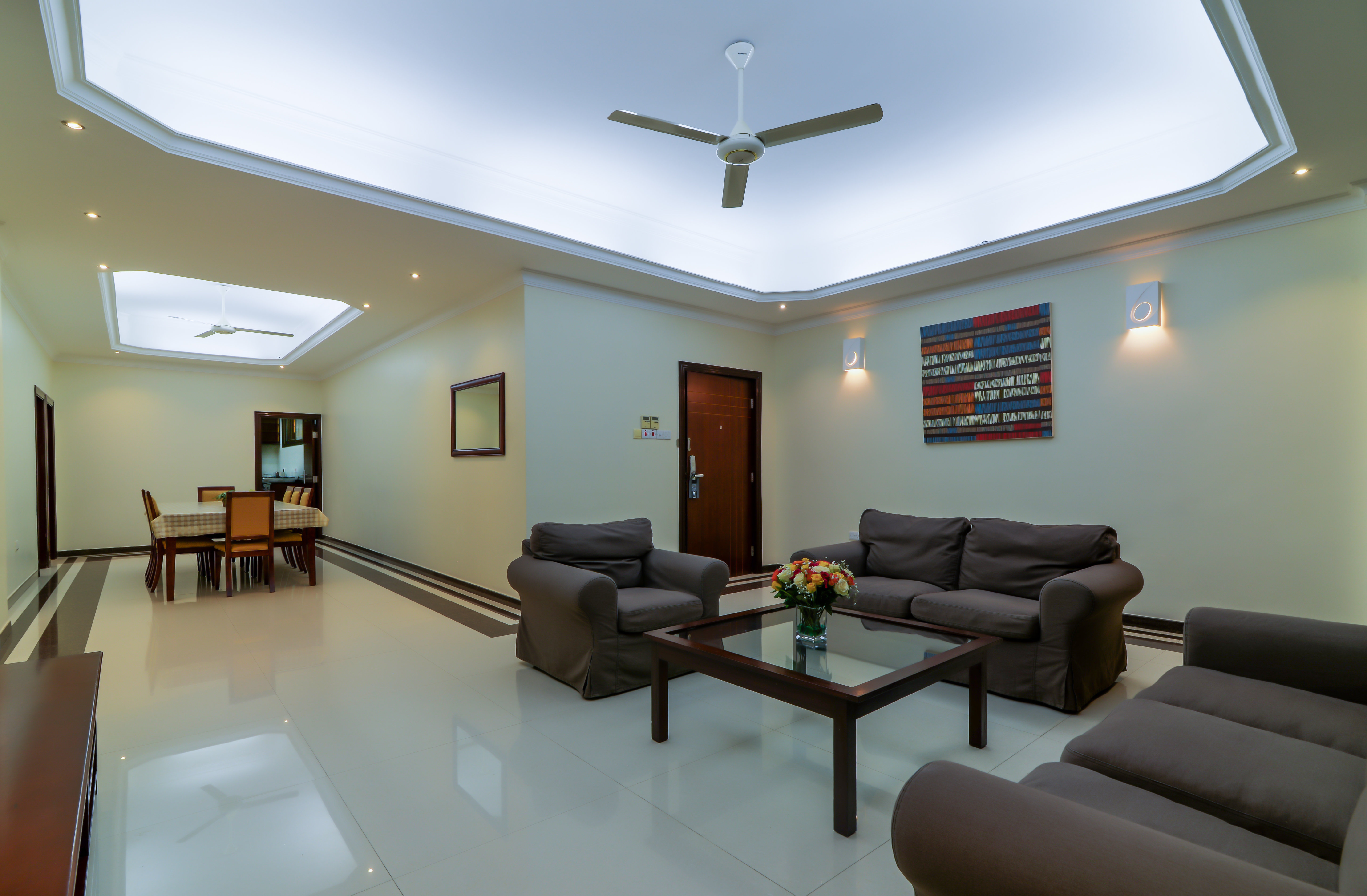 Tanzanite Executive Suites 26/40