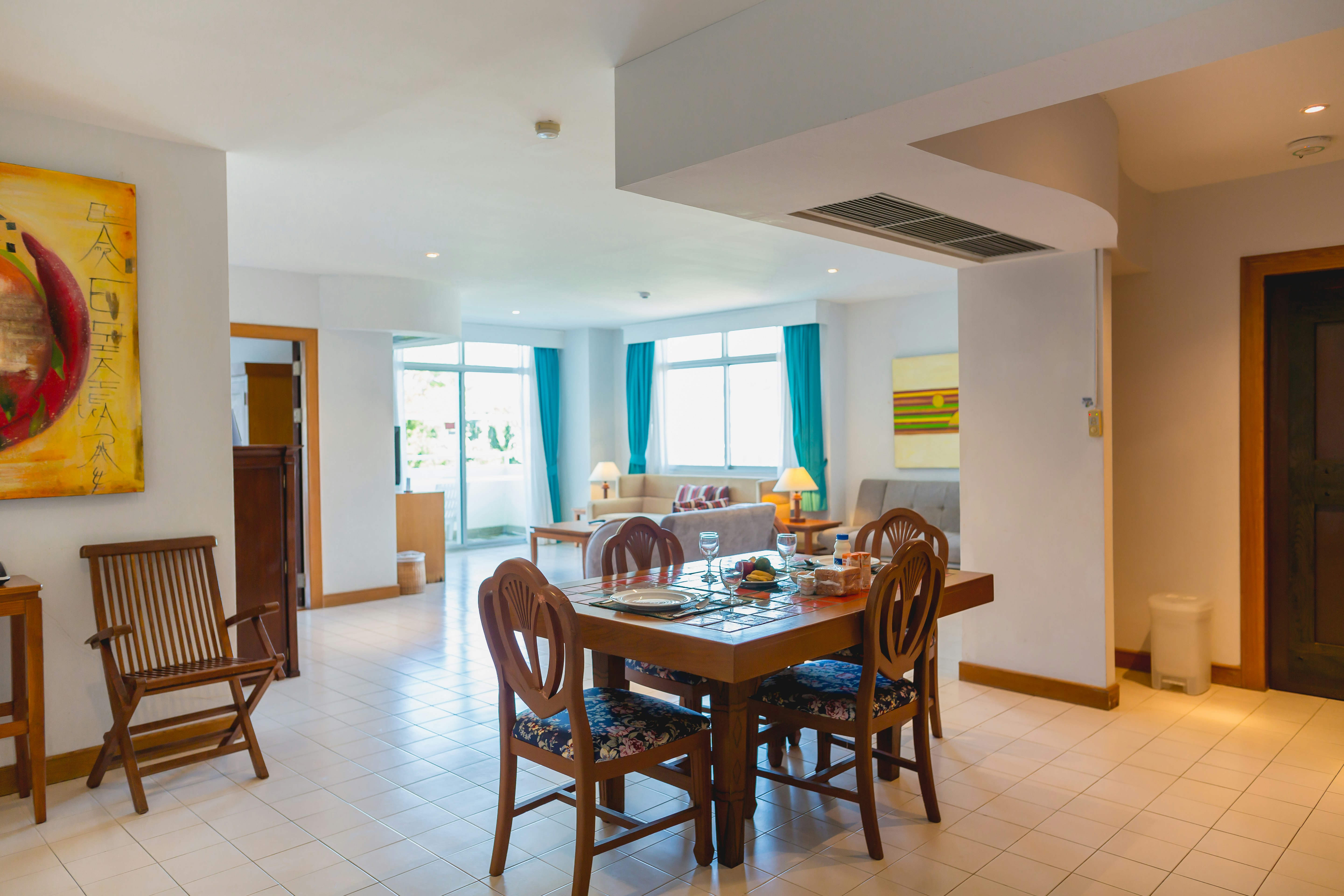 Waterfront Suites Phuket by Centara 59/76