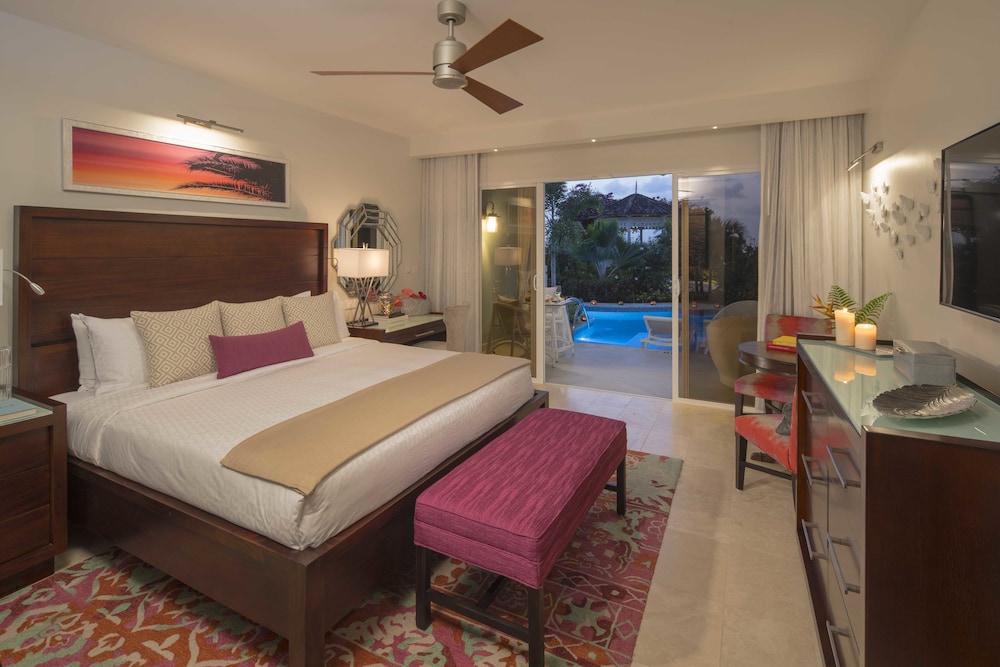 Sandals Halcyon Beach – Adults Only 6/49