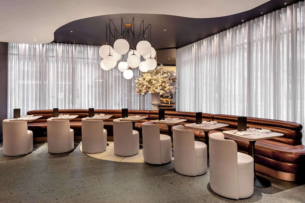The May Fair Hotel, Mayfair, London 55/63